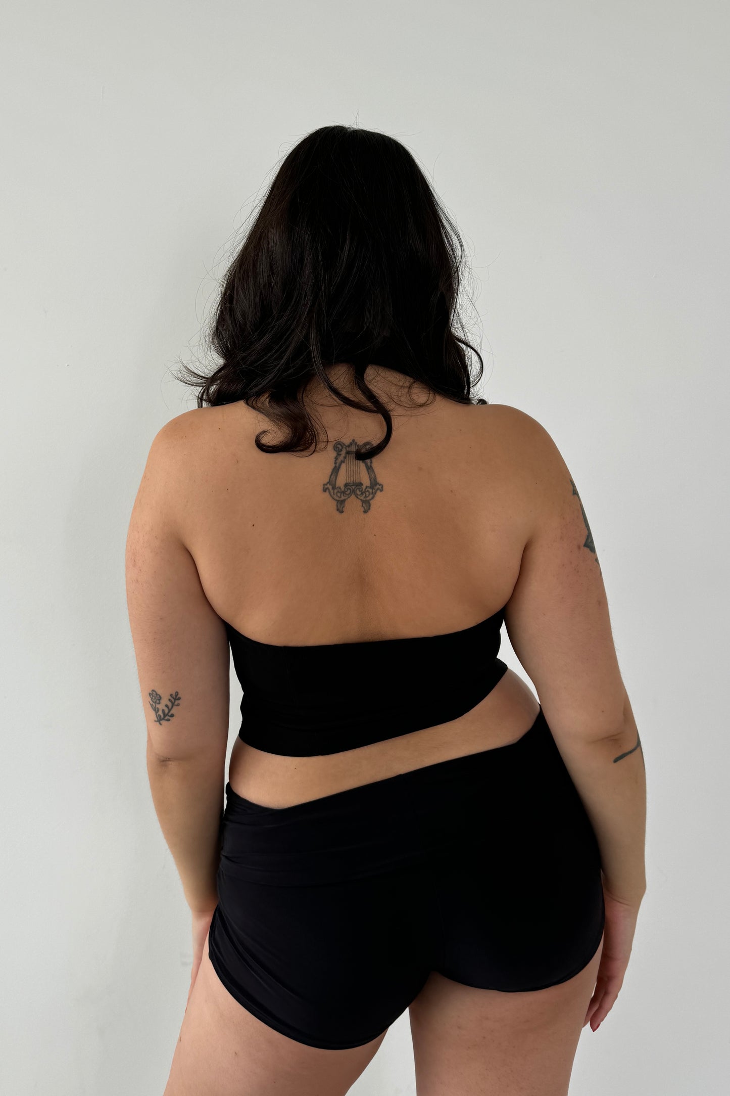 The Halter Lindsay - Black