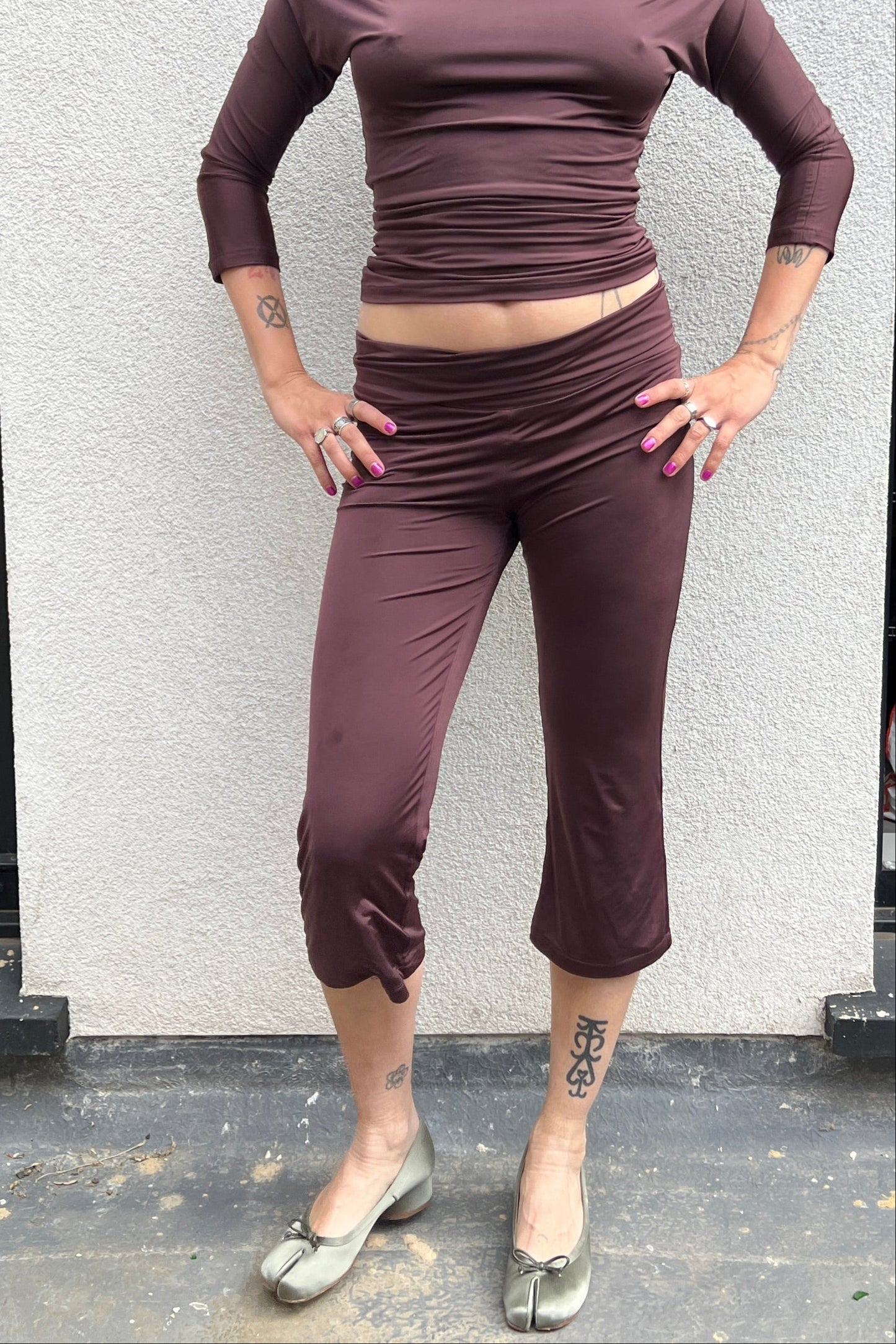 Slinky Capris - Espresso
