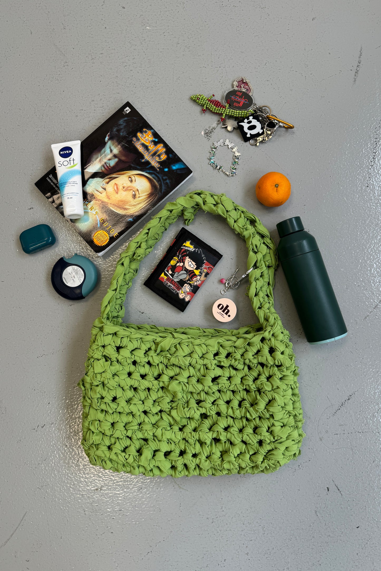 Crochet sling bag - green