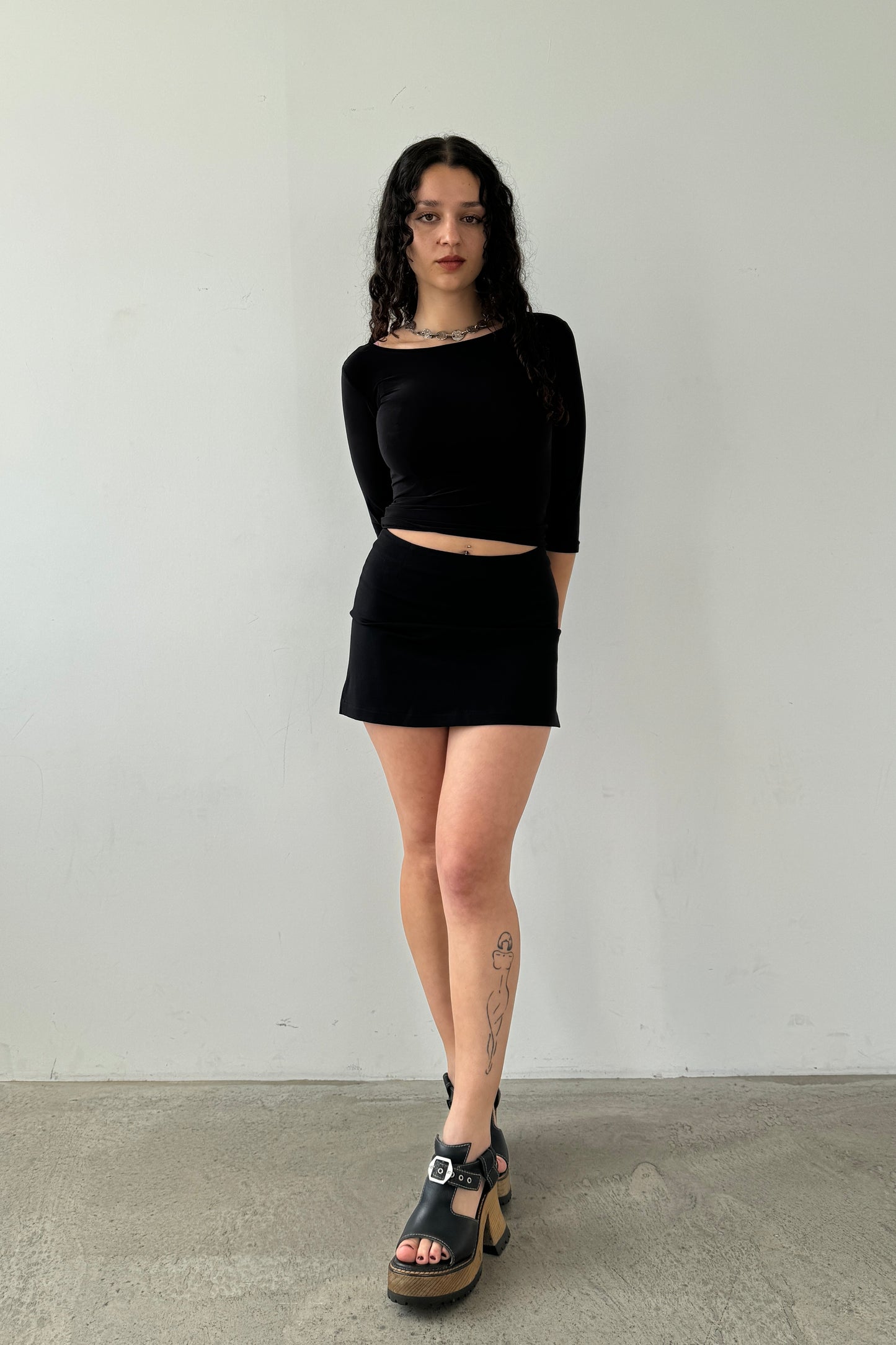 The Elle mini skirt - black