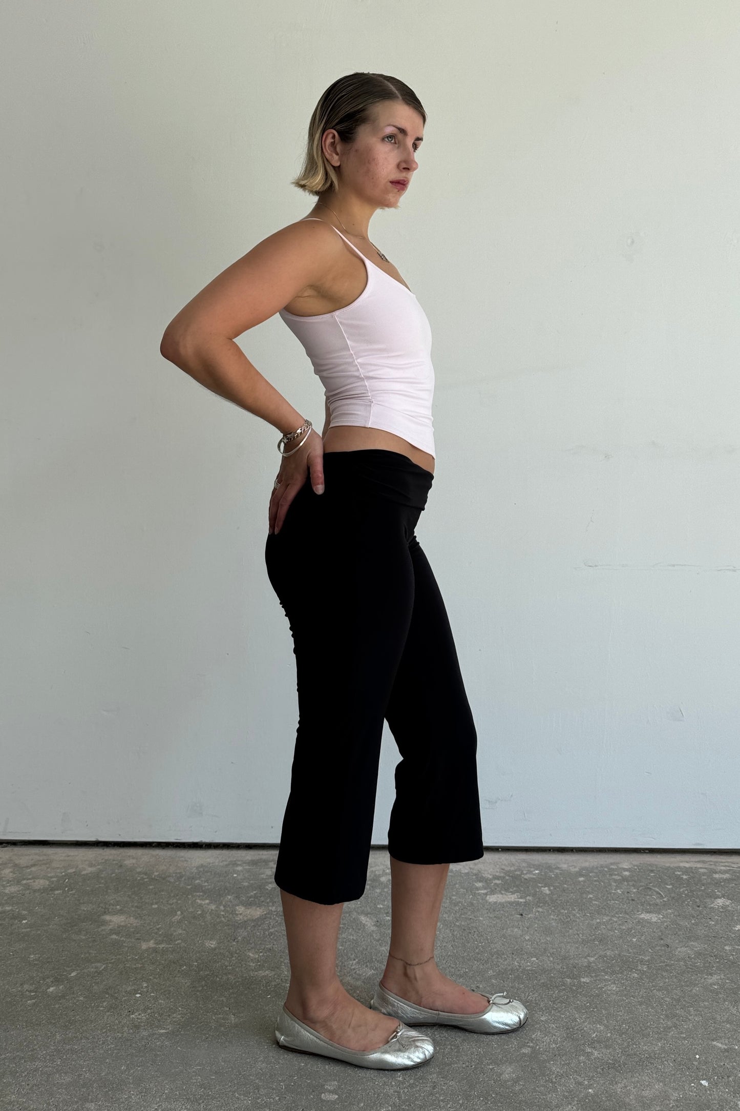 Slinky Capris - Black