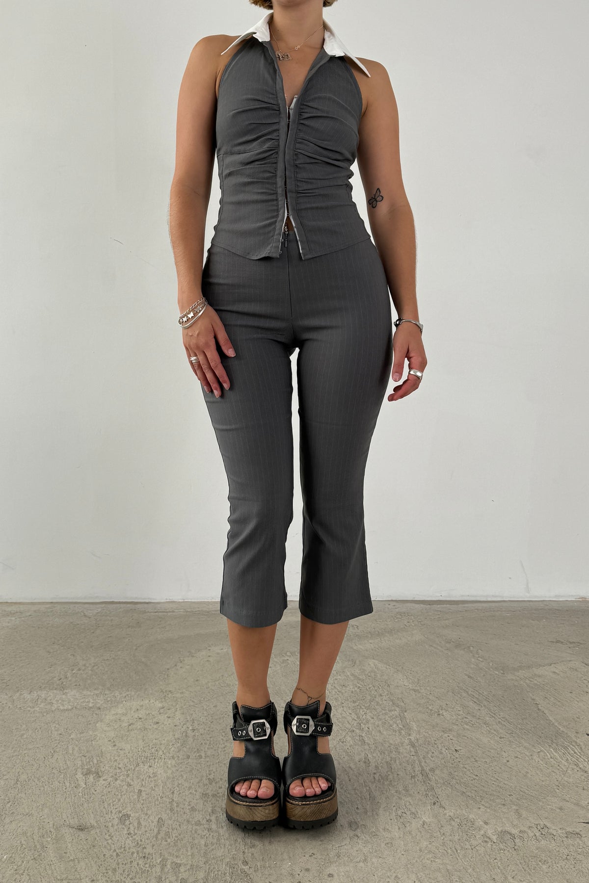 The flared capris - Slate Pinstripe – Isabella Vrana