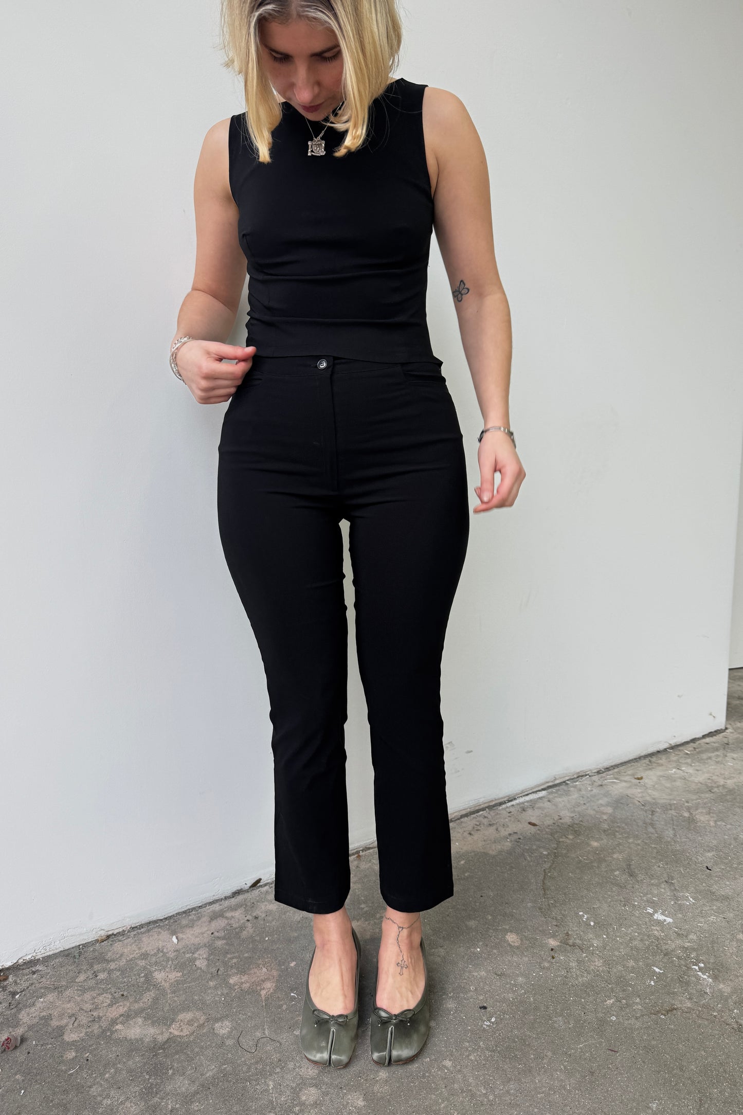 The Stella trousers - black